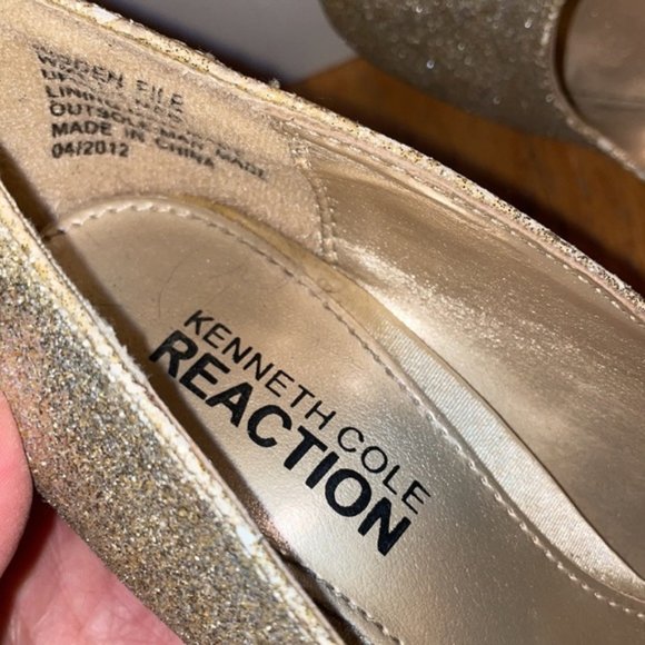 Kenneth Cole Gold Glitter Heels - Picture 9 of 9